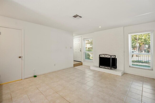 Building Photo - 2501 Bering Dr