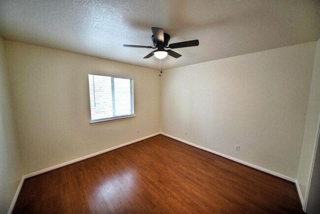 Building Photo - Stunning  Home in the Highly Sought-After ...