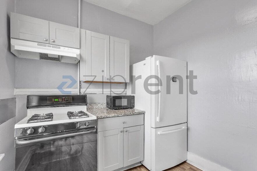 Building Photo - 680 14th St