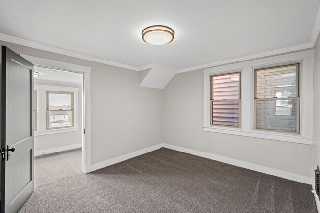 Building Photo - Spacious 3 bedroom home in Mt. Oliver available Feb 15!