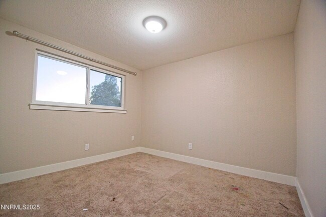 Building Photo - 489 Penny Way