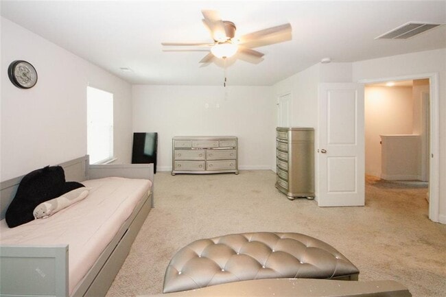 Building Photo - 10162 Benton Woods Dr