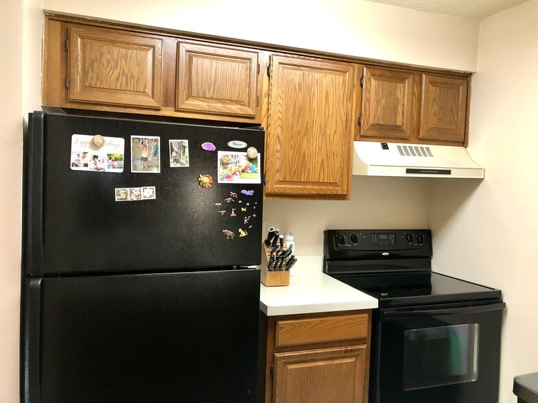Building Photo - 5013 Ravens Crest Dr
