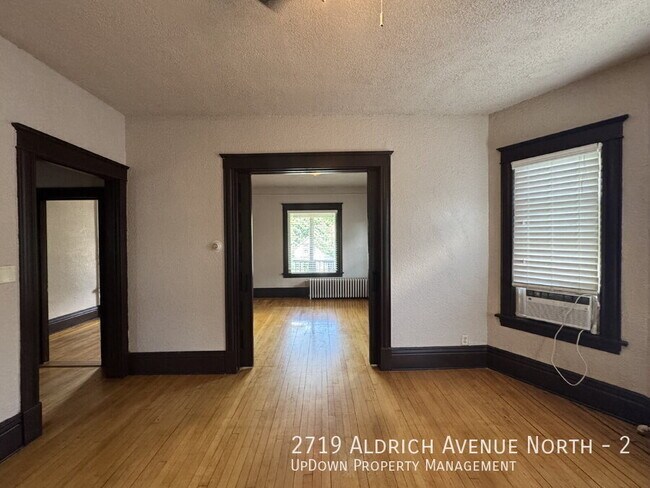 Building Photo - 2719 N Aldrich Ave