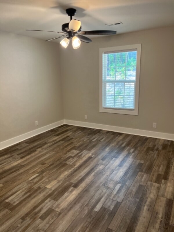 Building Photo - 3934 Lodge Rd