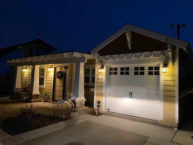 Custom Exterior Lighting - 1507 San Jose St