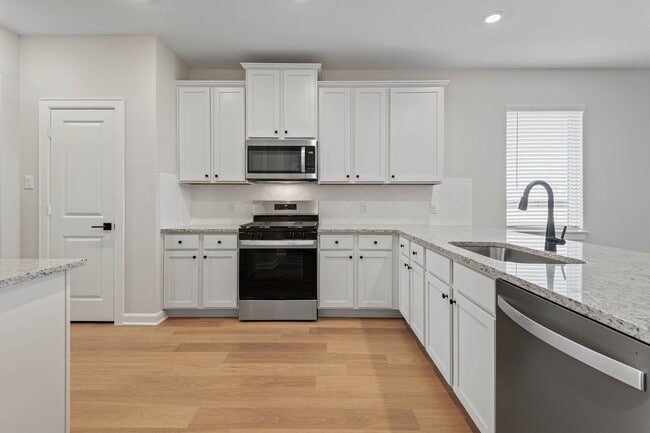 Building Photo - 1119 Campside Dr