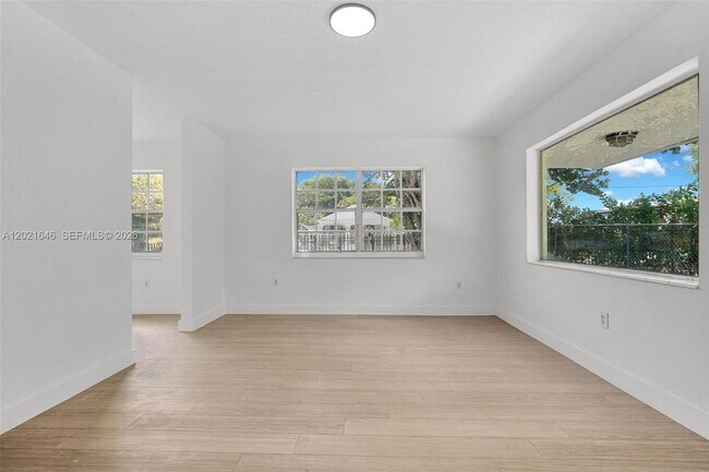 Building Photo - 151 NW 42nd St