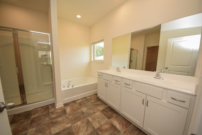 Building Photo - 4 bed, 2 bath. new construction 2021