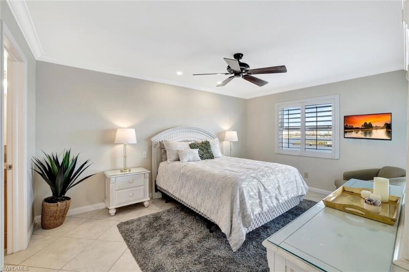 Building Photo - 271 Southbay Dr