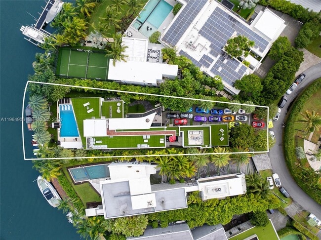 Building Photo - 528 Lakeview Ct