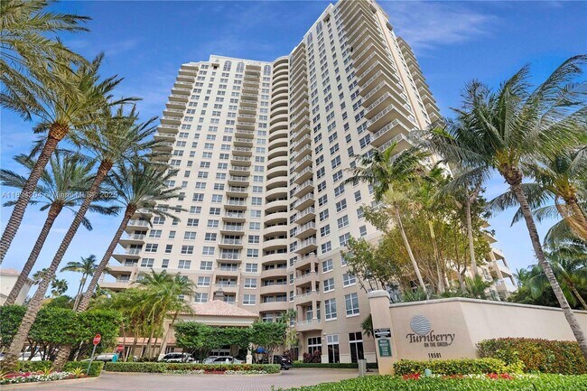 Building Photo - 19501 W Country Club Dr