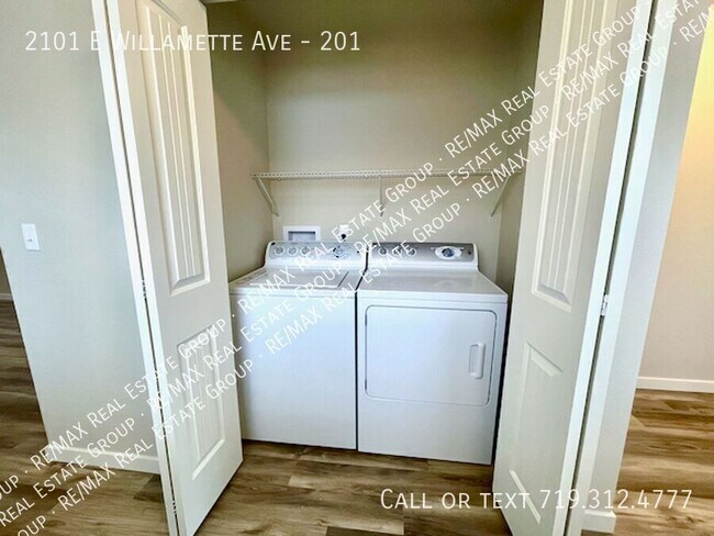 Building Photo - 2101 E Willamette Ave