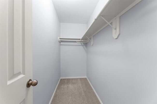 Building Photo - 11745 Logan Ridge Dr