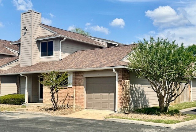 Building Photo - 14020 Schroeder Rd