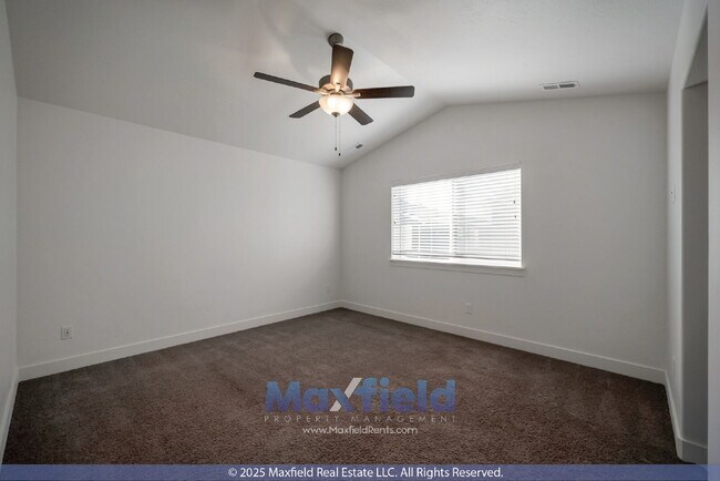 Building Photo - LEASE SPECIAL ! 4BD 3.5BTH 2GAR Home in Eagle Mountain