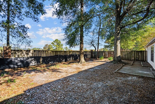 Building Photo - 1160 Shipyard Blvd