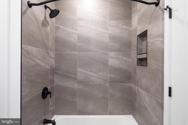 Building Photo - 3108 Clifford St