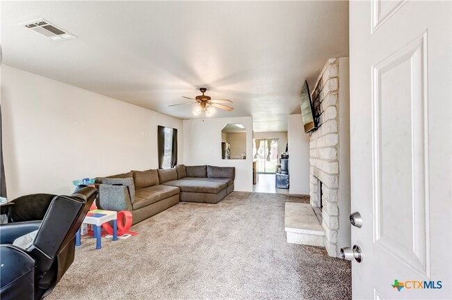 Building Photo - 3413 Traverse Dr