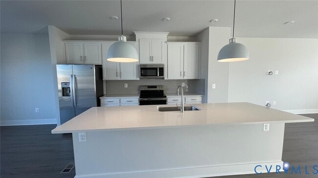 Building Photo - 10120 All Star Blvd