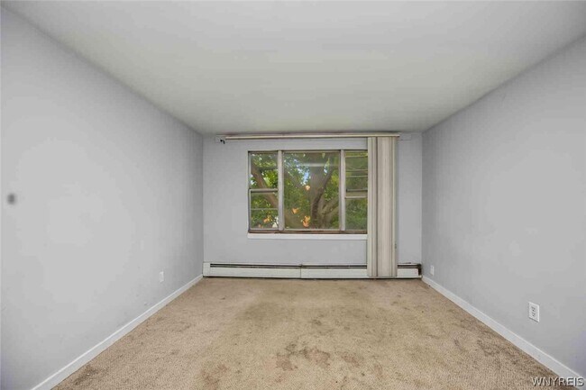 Building Photo - 40 Eagan Dr