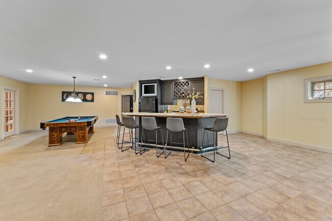 Building Photo - 12932 Sunset Bluff Ct