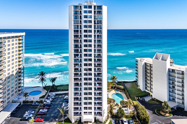 Building Photo - 5420 N Ocean Dr