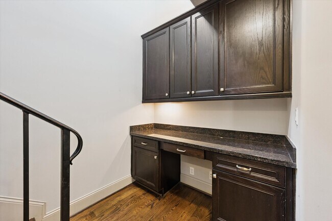 Building Photo - 4004 Feagan St