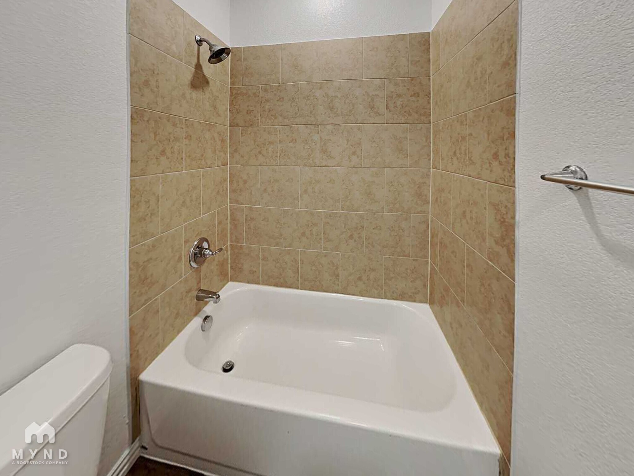 Building Photo - 3265 Karen St