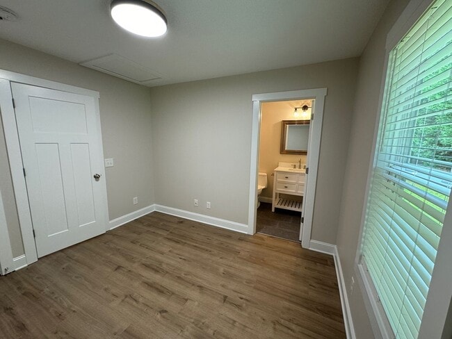 Building Photo - West AVL - Modern, 2-Bedroom Townhome