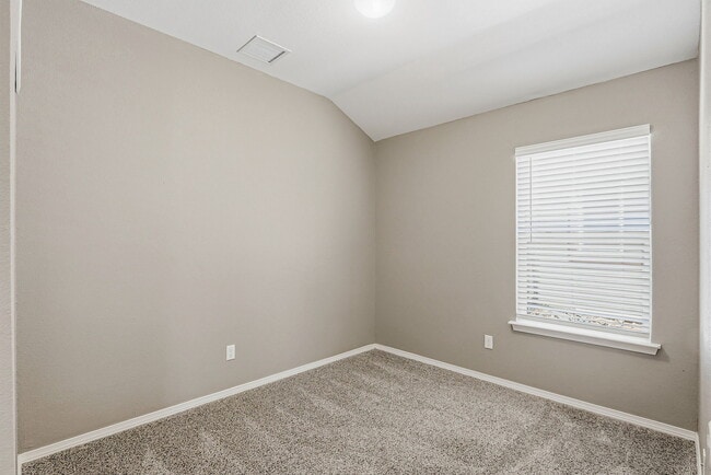 Building Photo - 14609 Carlo Alvarado Dr