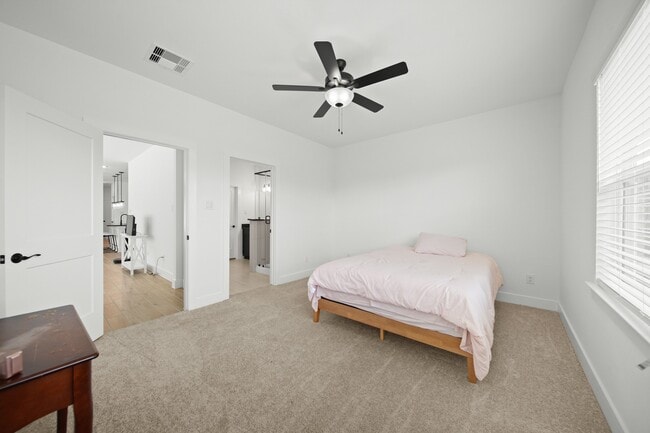 Building Photo - 10111 Crescendo Wy
