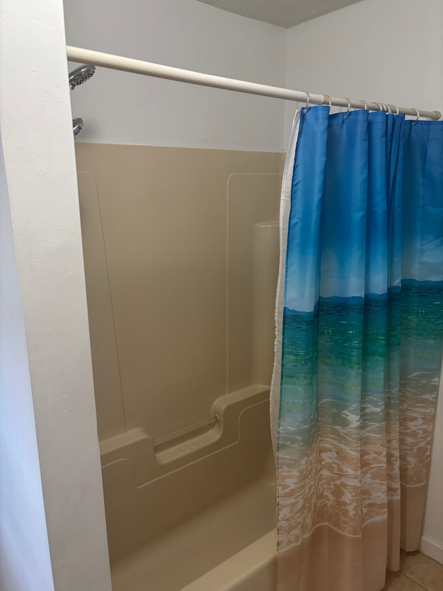 Building Photo - 163 Warren St