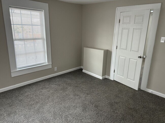 Building Photo - 4031 Sheraton St