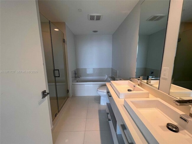 Building Photo - 45 SW 9th St