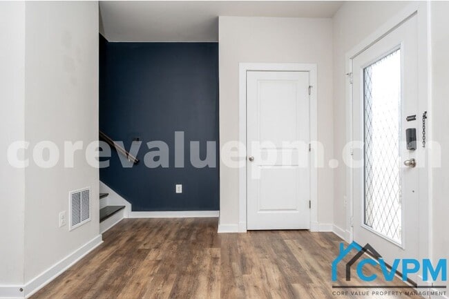 Building Photo - 1681 Signalman Ct