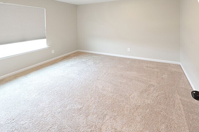 Building Photo - Stunning & Spacious 4 Bedroom Home in Highland Falls Community