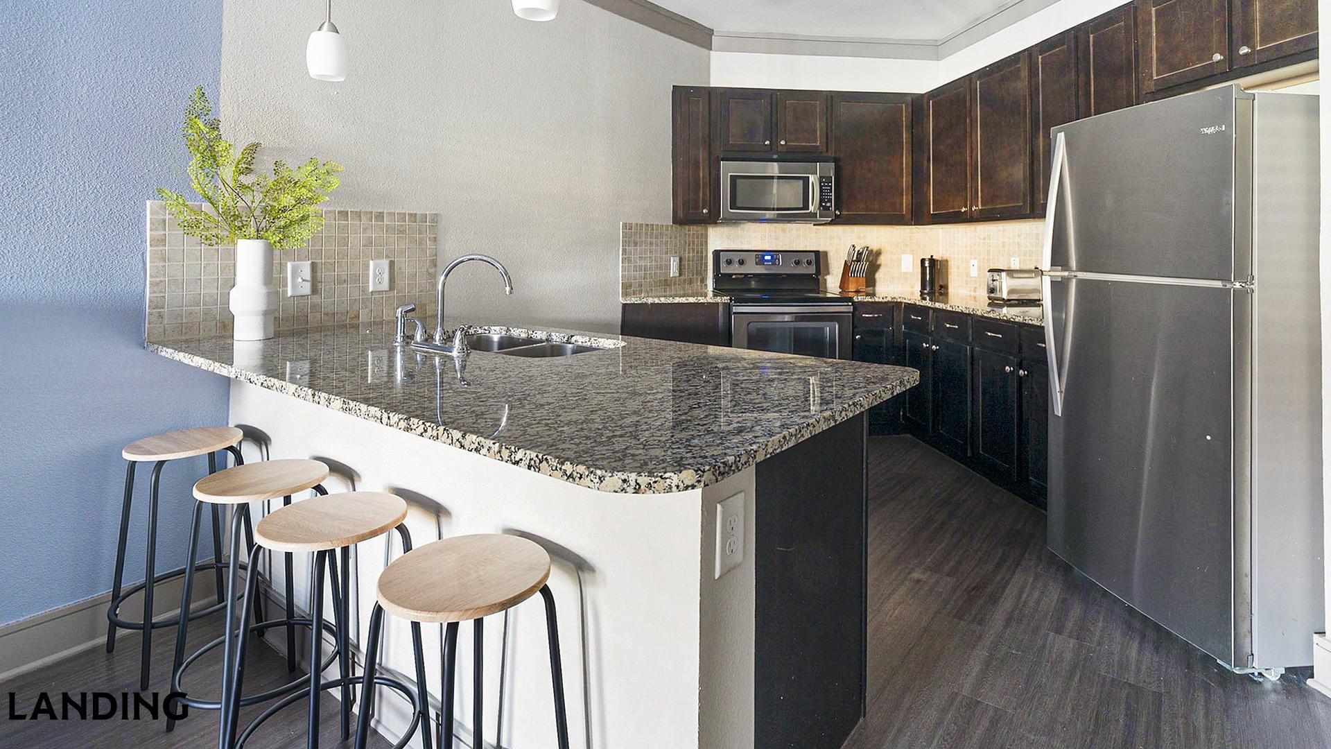 Building Photo - 18021 Kingsland Blvd