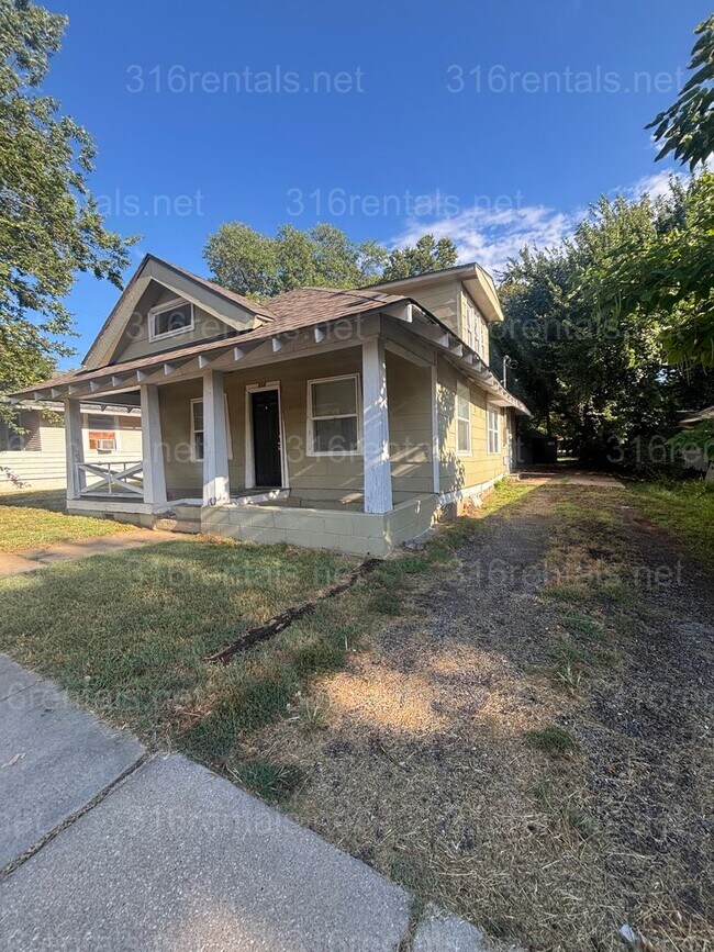 Building Photo - 512 Benton Ave