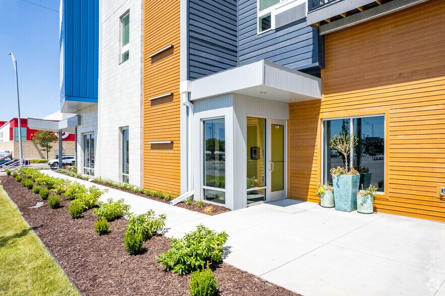 Swivel Apartments 119 N 72nd St Omaha NE 68114 Apartment Finder