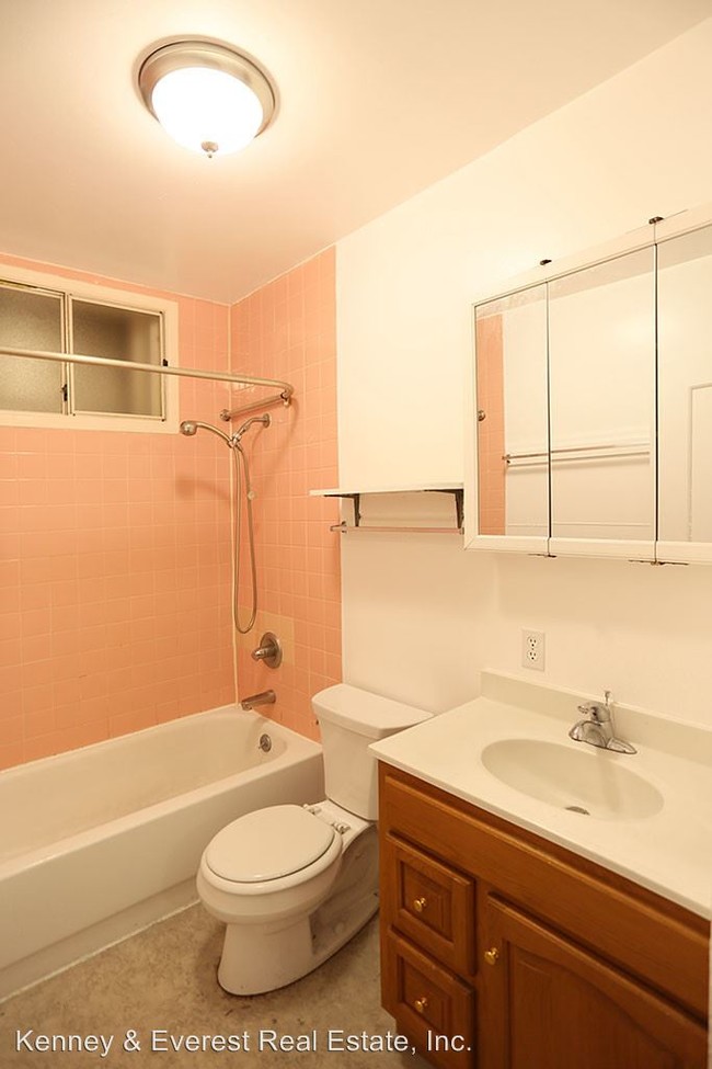 Building Photo - 3 br, 1 bath House - 660 Bush