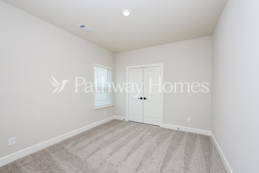 Building Photo - 1037 Costa Vista Trl