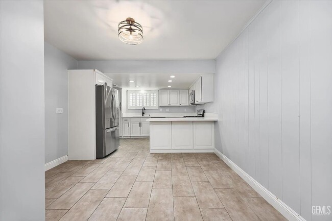 Building Photo - 3901 Union Ave