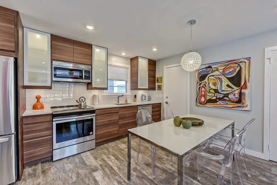 Building Photo - 510 Queens Rd