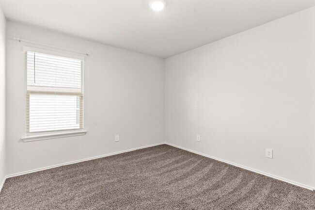 Building Photo - 3033 Wigeon Wy