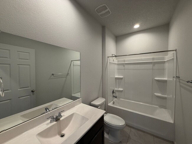 Building Photo - 1504 Alto Colores St NW