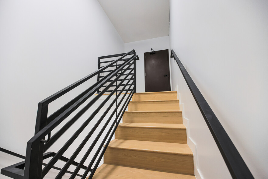 Building Photo - 11435 Cumpston St