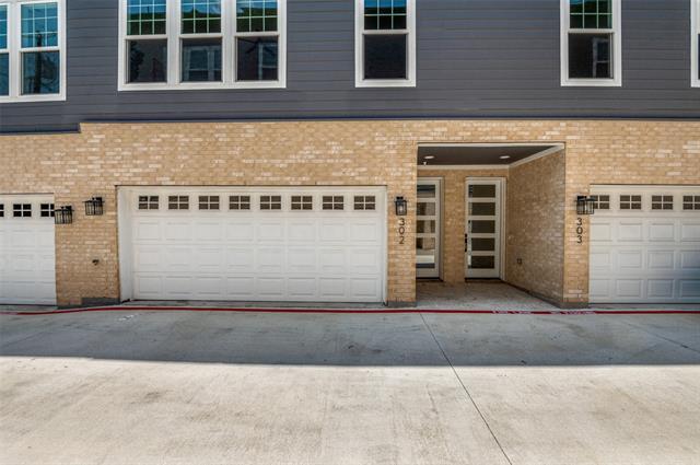 Building Photo - 631 N Tyler St