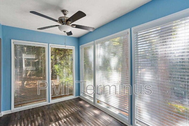 Building Photo - 2721 St Augustine Trail SE