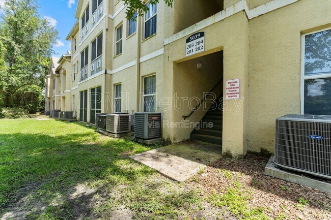 Building Photo - 5039 Sunridge Palms Dr